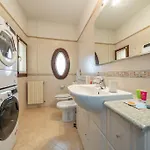 10min Dalla Ghirlandina And Relax In Apartman