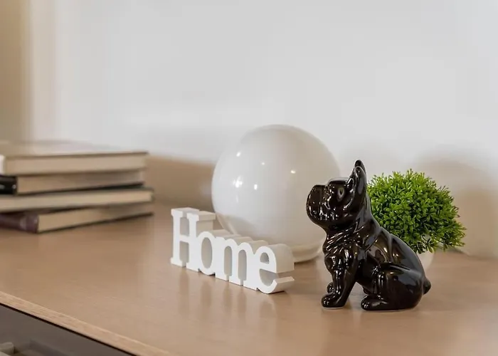 10min Dalla Ghirlandina And Relax In 摩德纳